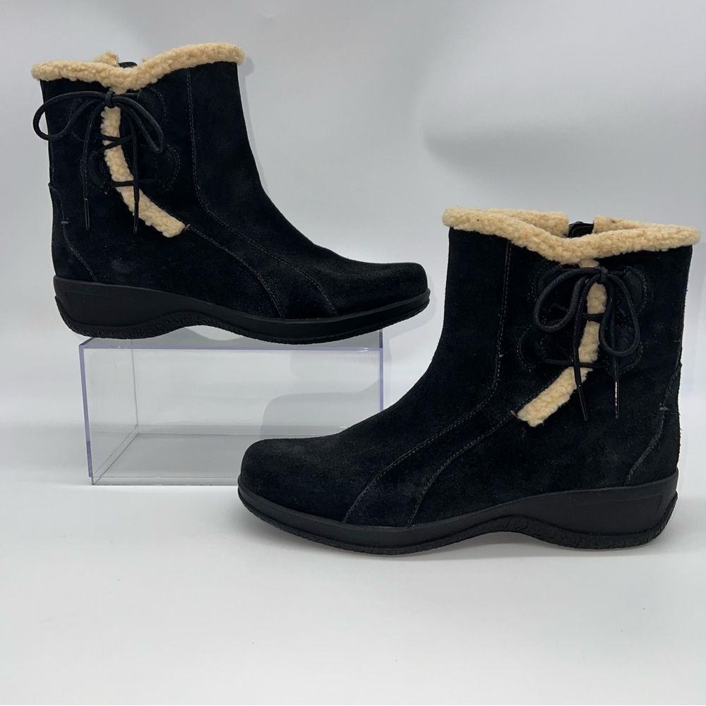 Clarks Bendables Black Suede Sherpa Trimmed Zippered Ankle Boots Rubber Sole-8
